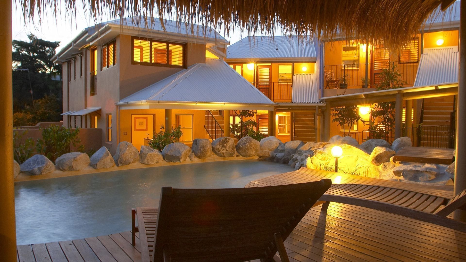 L'Auberge Noosa No3 - Romatic Luxury Getaway — image 4