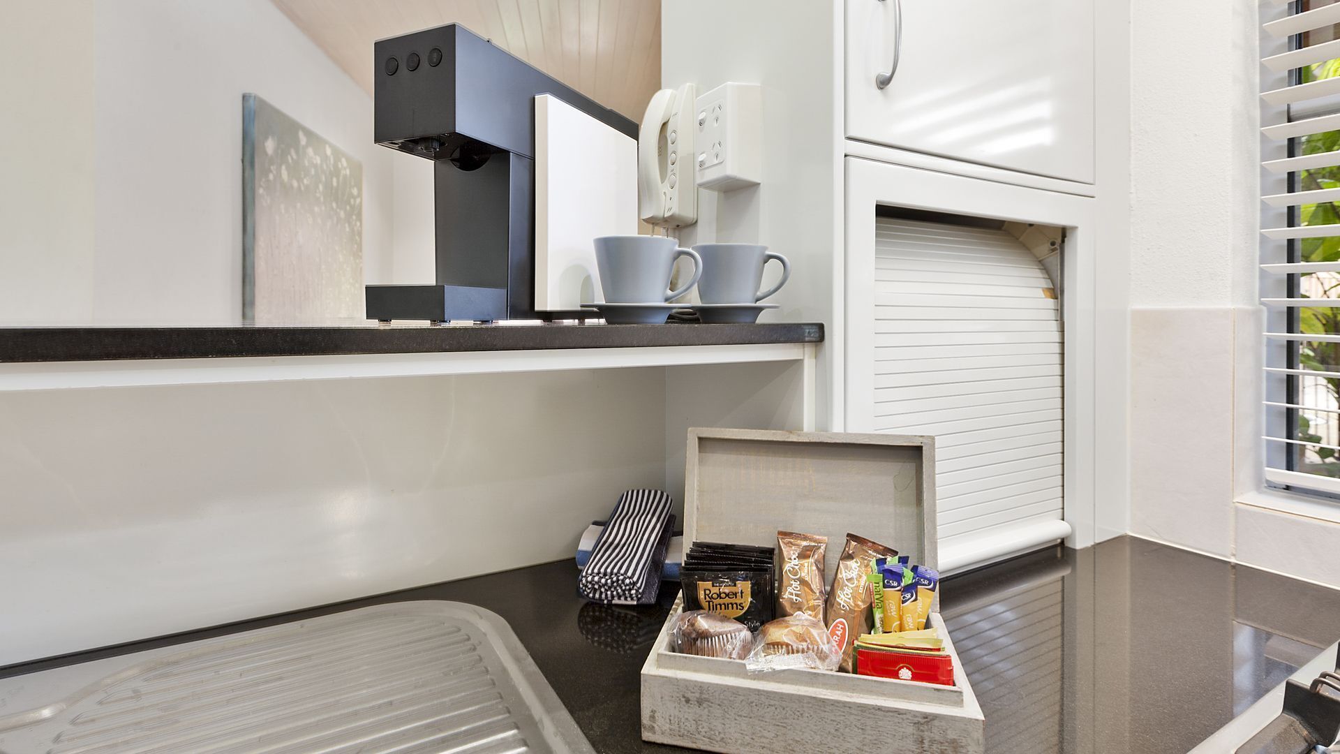 L'Auberge Noosa No3 - Romatic Luxury Getaway — image 17