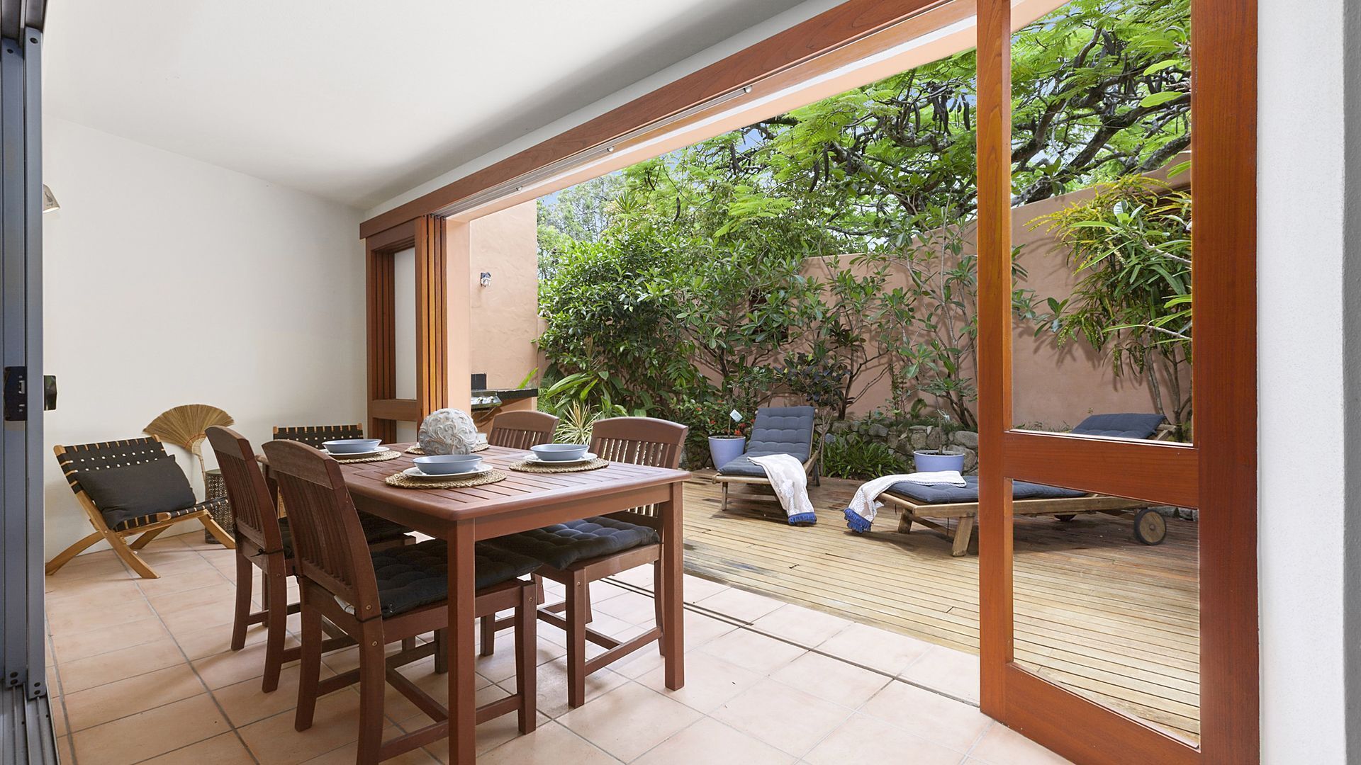 L'Auberge Noosa No3 - Romatic Luxury Getaway — image 2