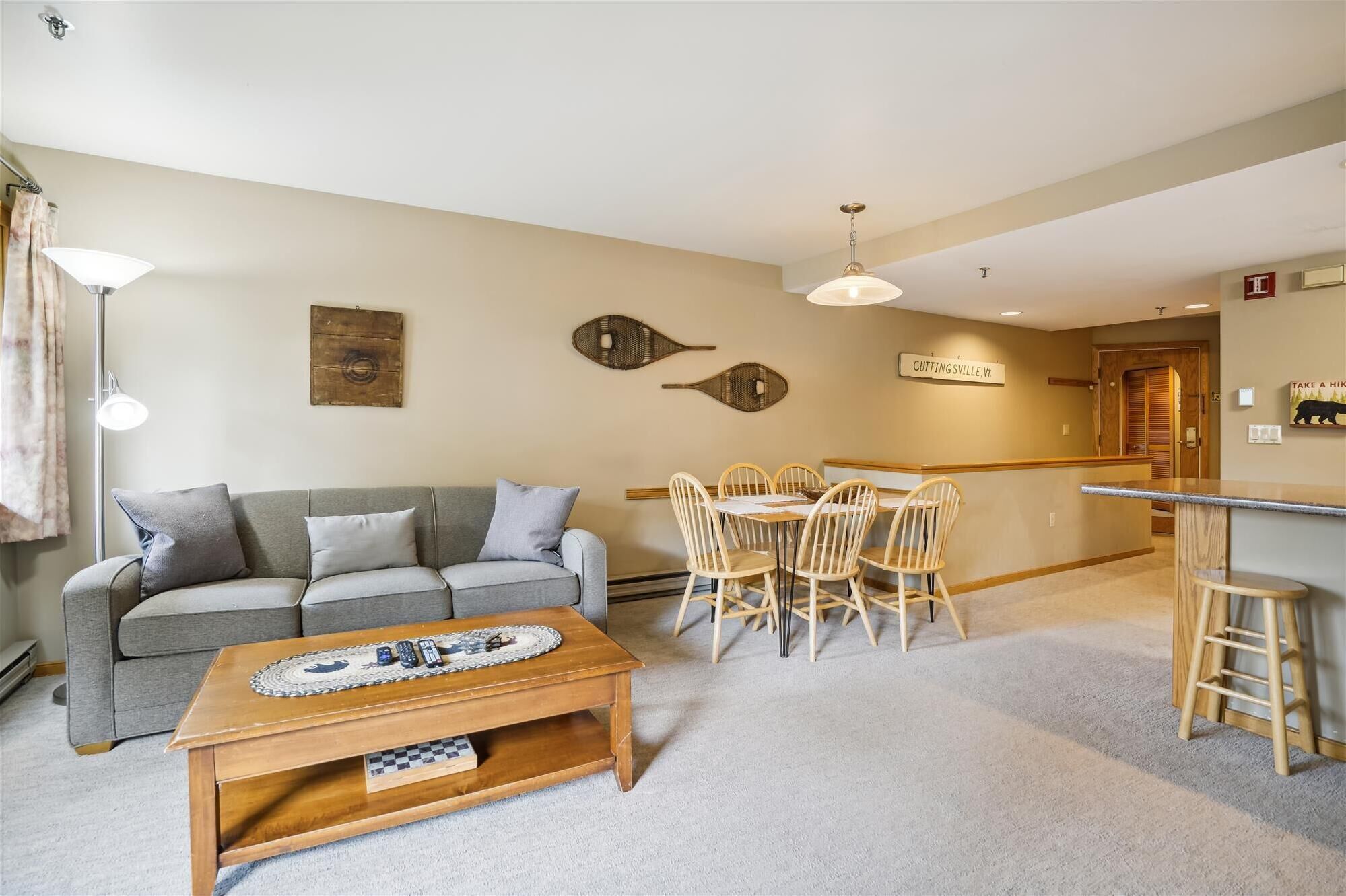 Two bedroom Condo with great views, location and sports center Highridge B4