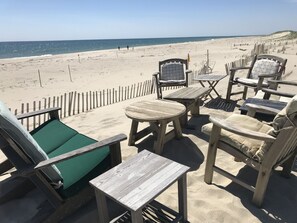On the beach - Cottage on the beach in Smith Pt.. Ocean, Bay and Sunsets. (Nantucket)