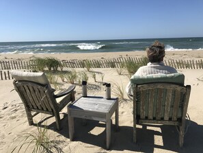 On the beach - Cottage on the beach in Smith Pt.. Ocean, Bay and Sunsets. (Nantucket)