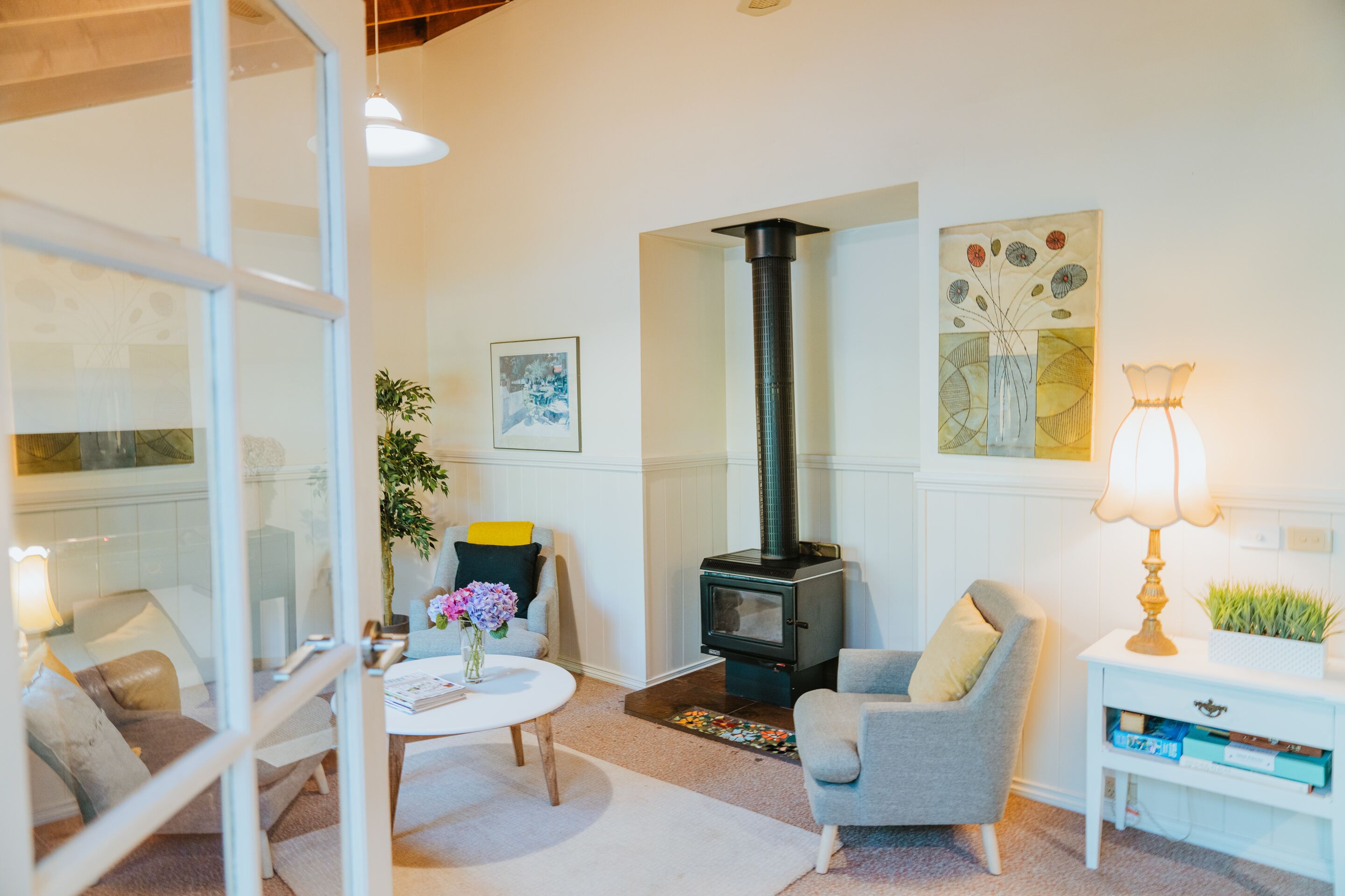 Jamieson Cottages by the River 2