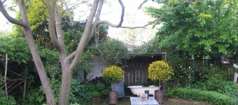 Guthrie Cottage In the Village of Havelock North