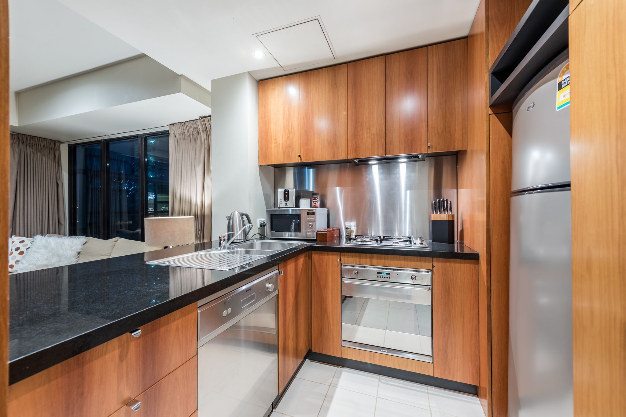 Exclusive Stays - Gallery Tower — image 10