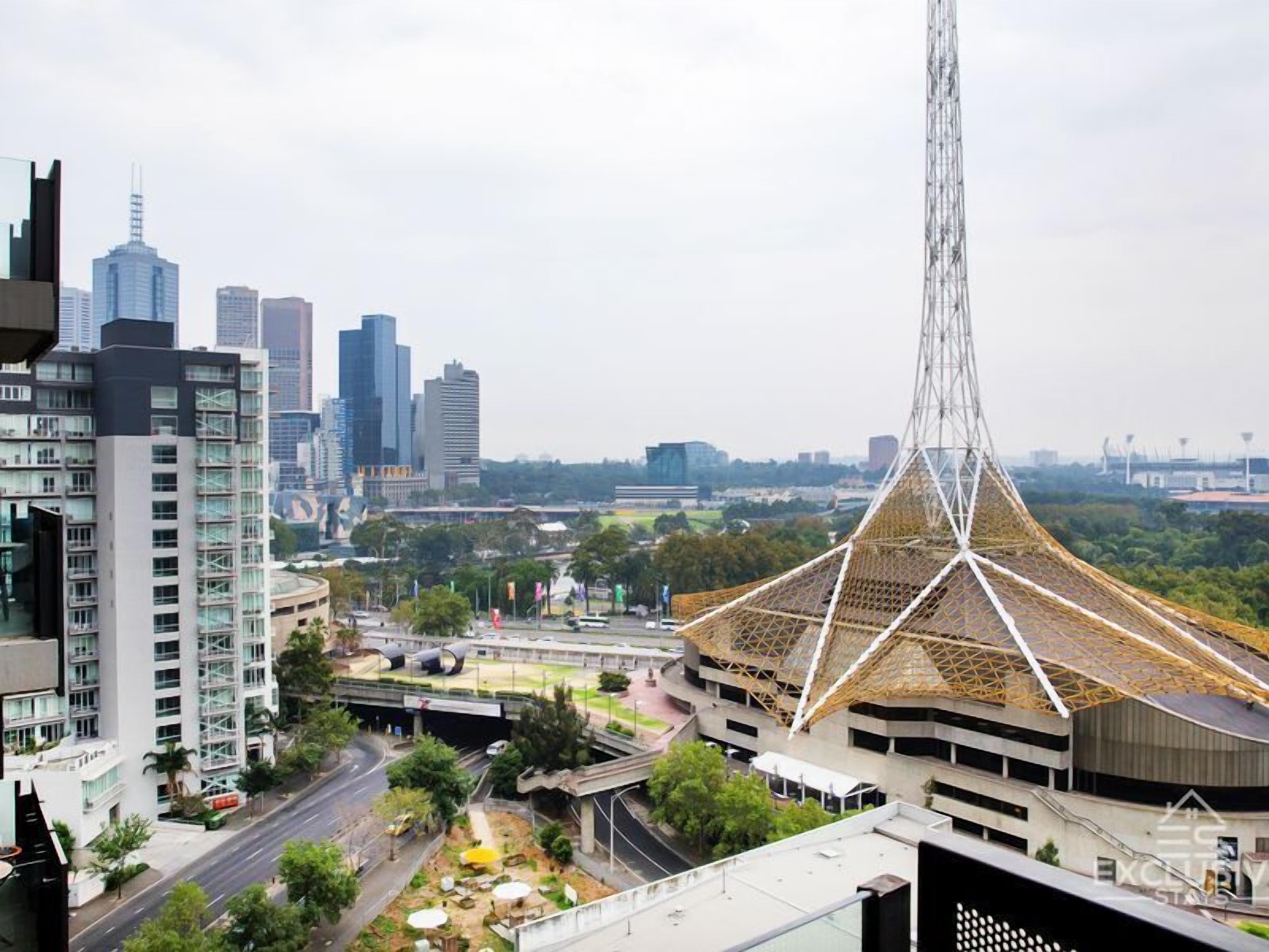 Exclusive Stays - Gallery Tower — image 5