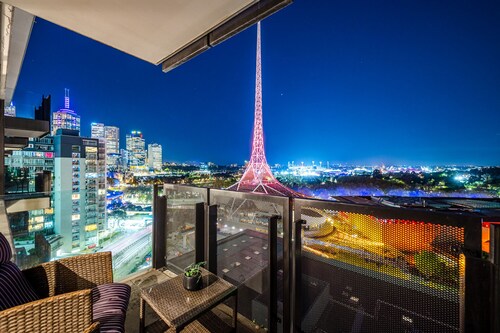 Exclusive Stays - Gallery Tower