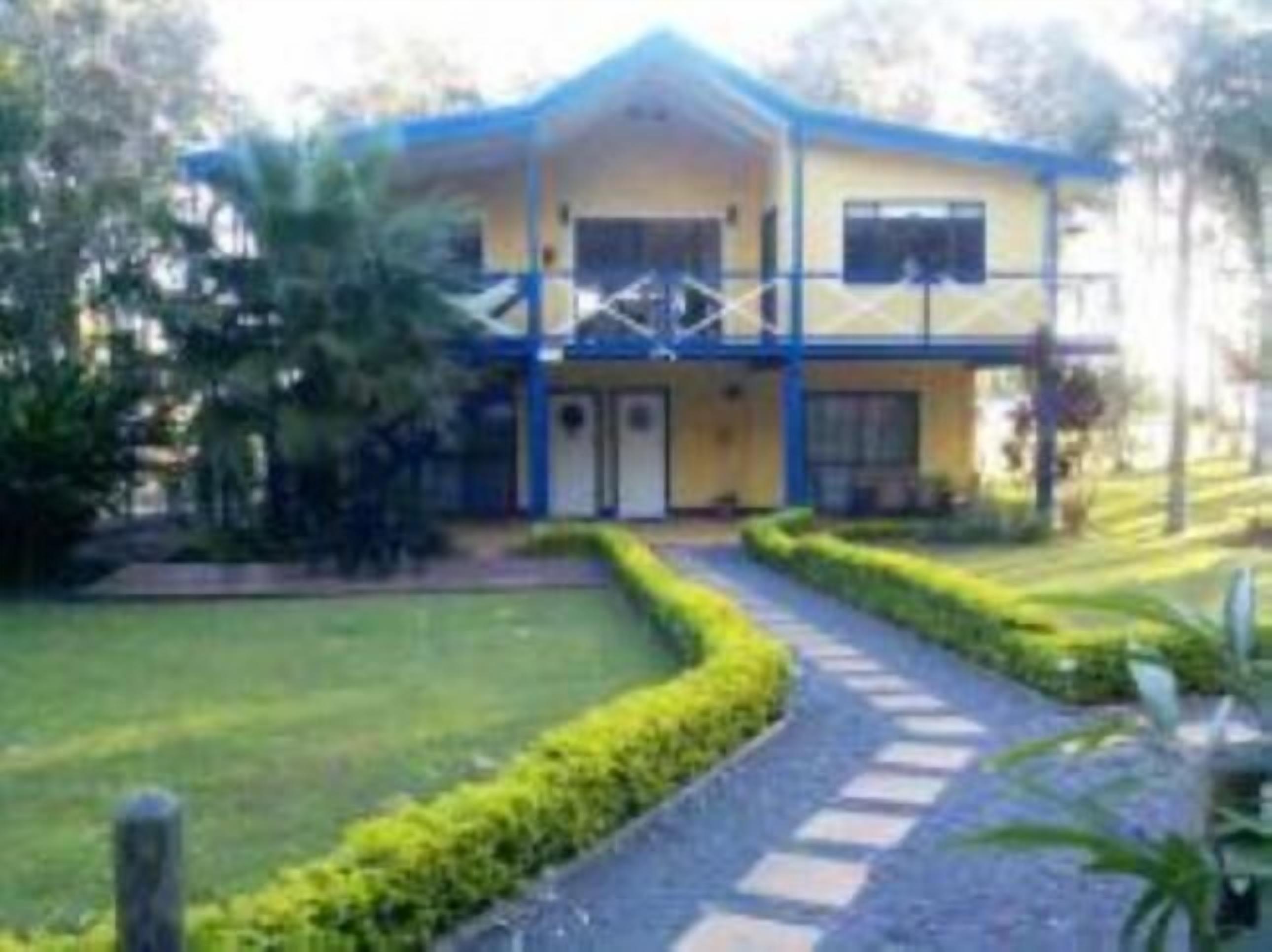THE BOATHOUSE MACLEAY ISLAND