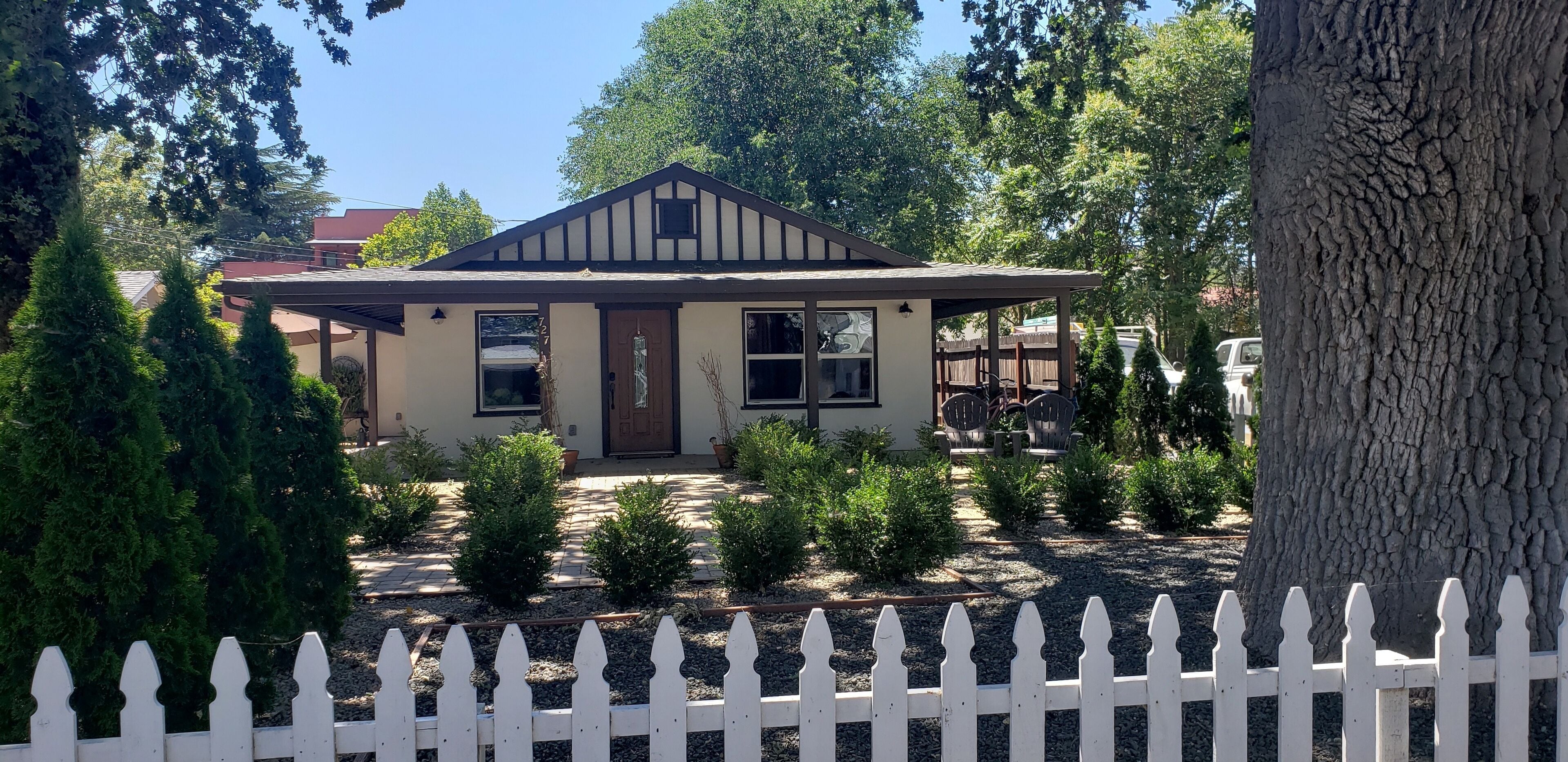 NEW!  Best location! Close to the Paso Robles Park