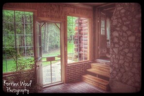 Interior - Sonshine Cabin is your own private park. With wildlife or a hike to the creek. (Madison)