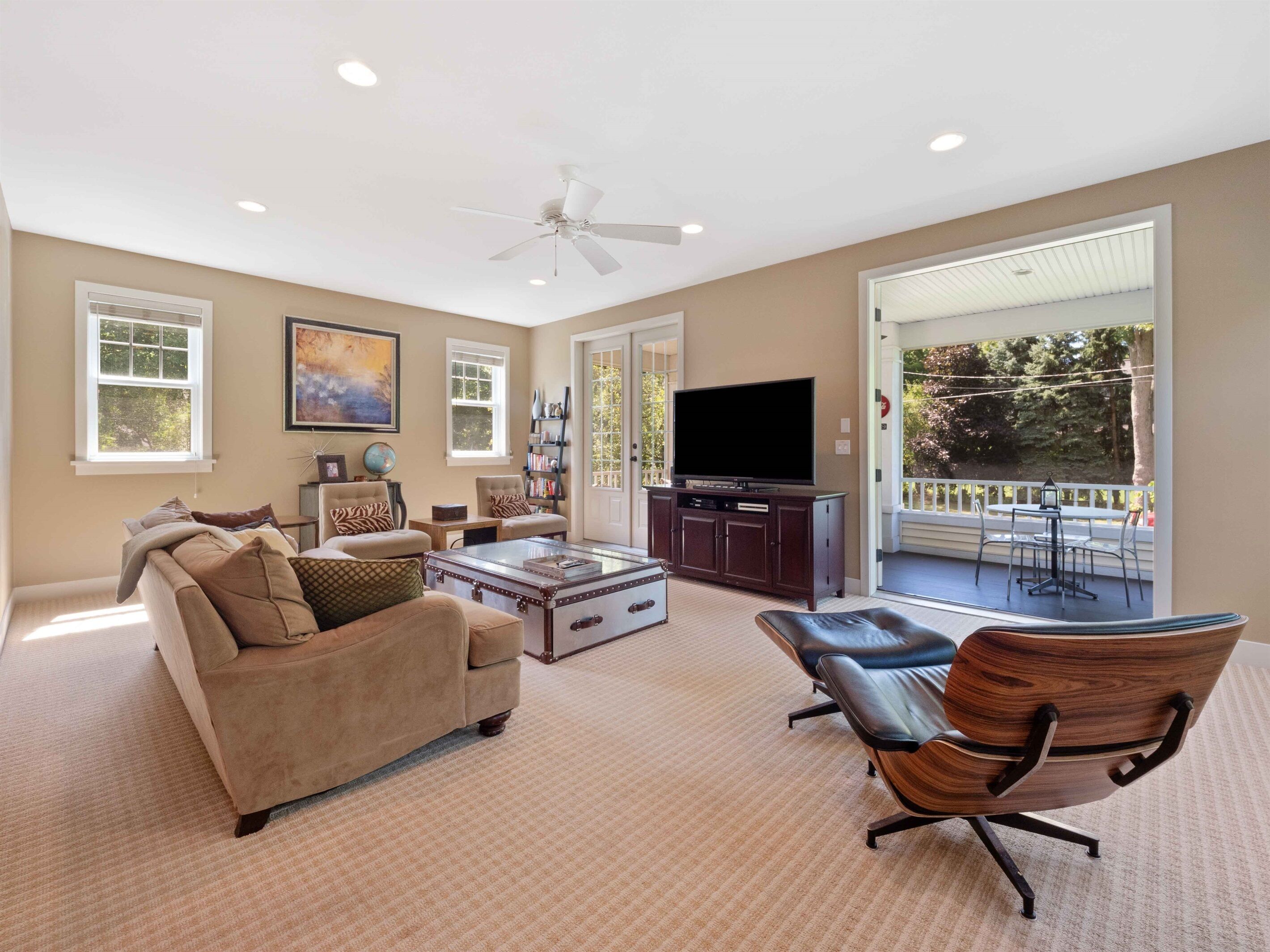 Saugatuck Modern Farmhouse - Walk everywhere!