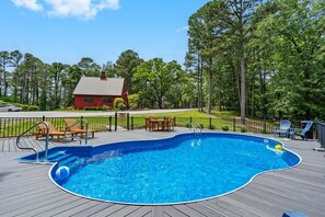 Pool - Secluded 40 Acres Near Table Rock, Stunning Views, Games, Community Pool & Car Charger (Blue Eye)