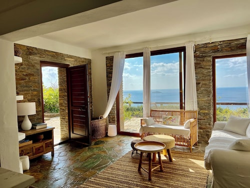 Cosy Philoxenia: Best Location, Great View & Superb Pool  