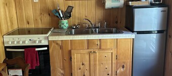 Lake Champlain Islands Cottage on Carry Bay, North Hero Vermont.  Cottage 3
