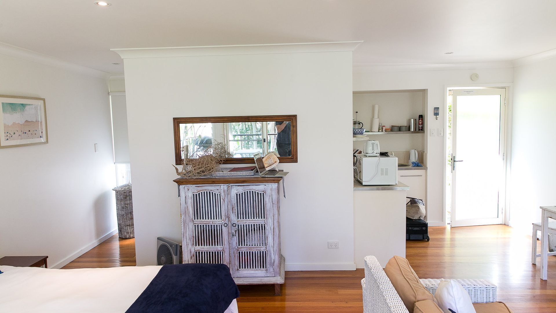 THE BOATHOUSE Avoca Beach