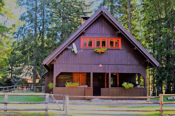 Chalet front