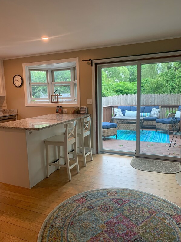 Interior - Enjoy our cozy, newly furnished, cottage near newport's beaches and restaurants! (Middletown)