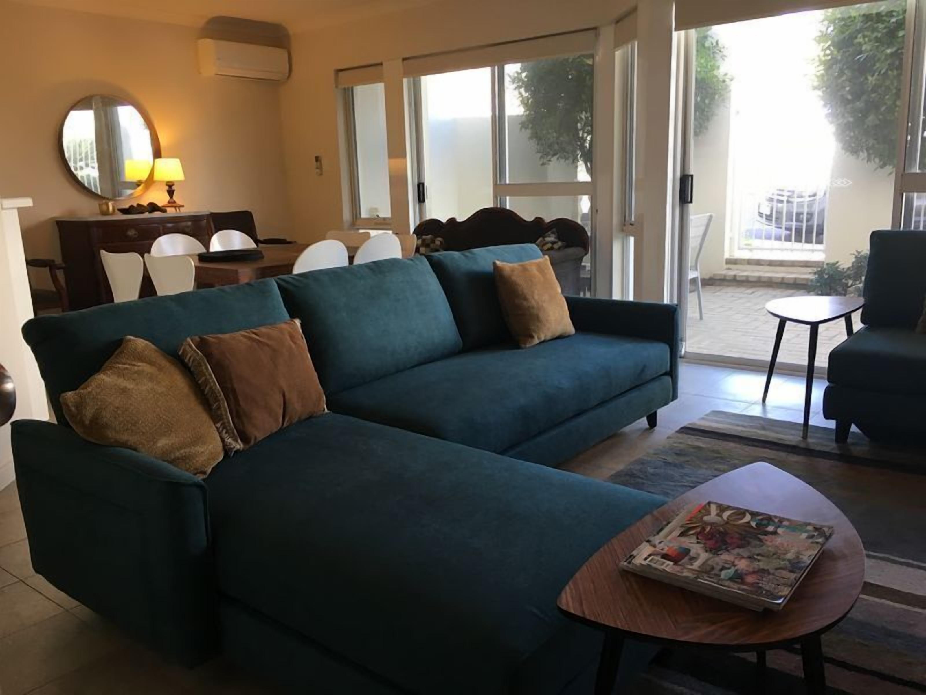 Spacious apartment living for up to six in WA's premier beach location Cottesloe