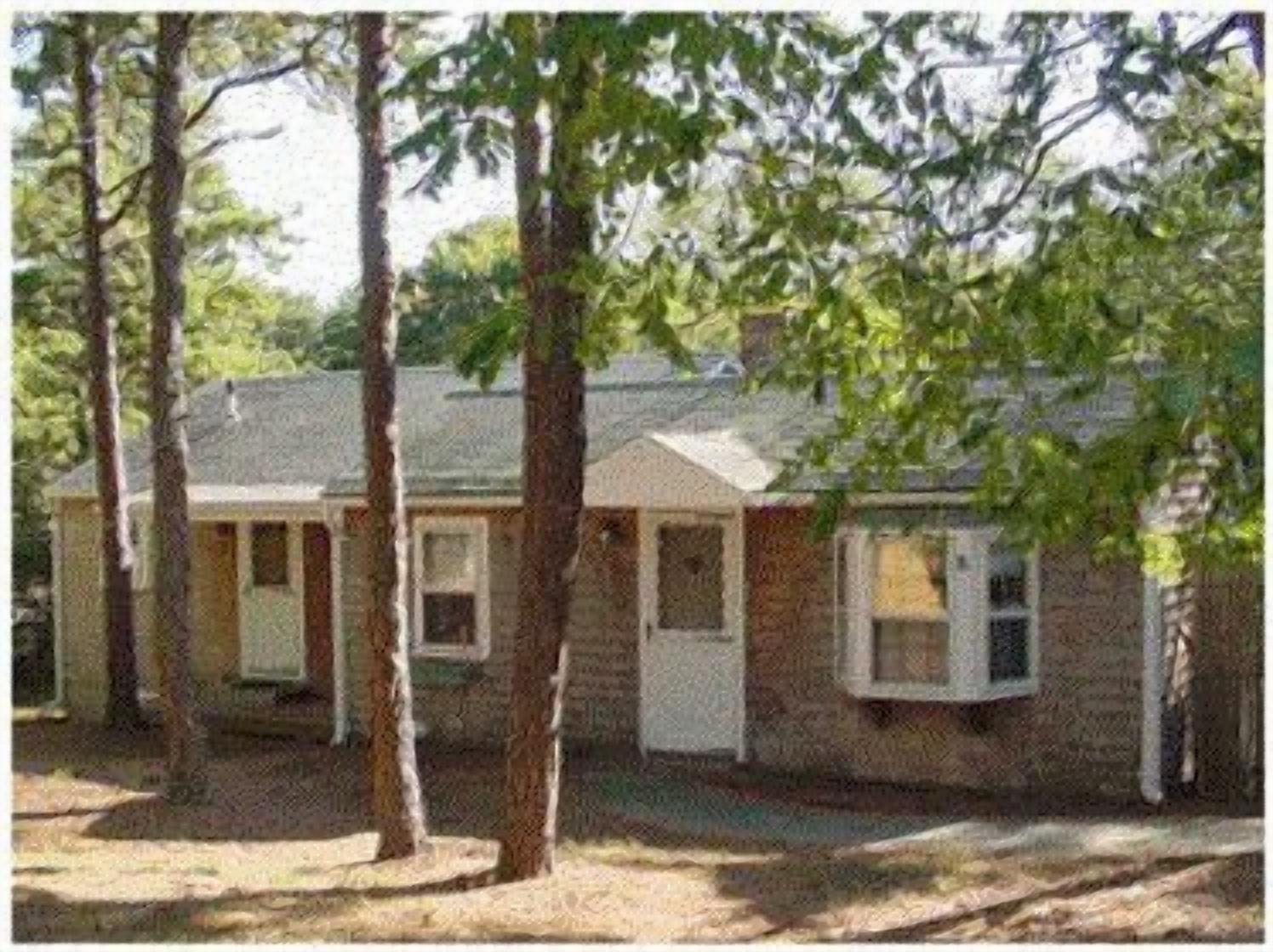 Quaint 2BR Cottage in Wellfleet (1724)