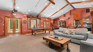 TV, fireplace, DVD player