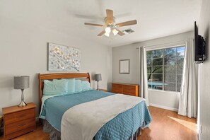 2 bedrooms, desk, iron/ironing board, free WiFi - Casa Del Sol  Northwest (Tucson)