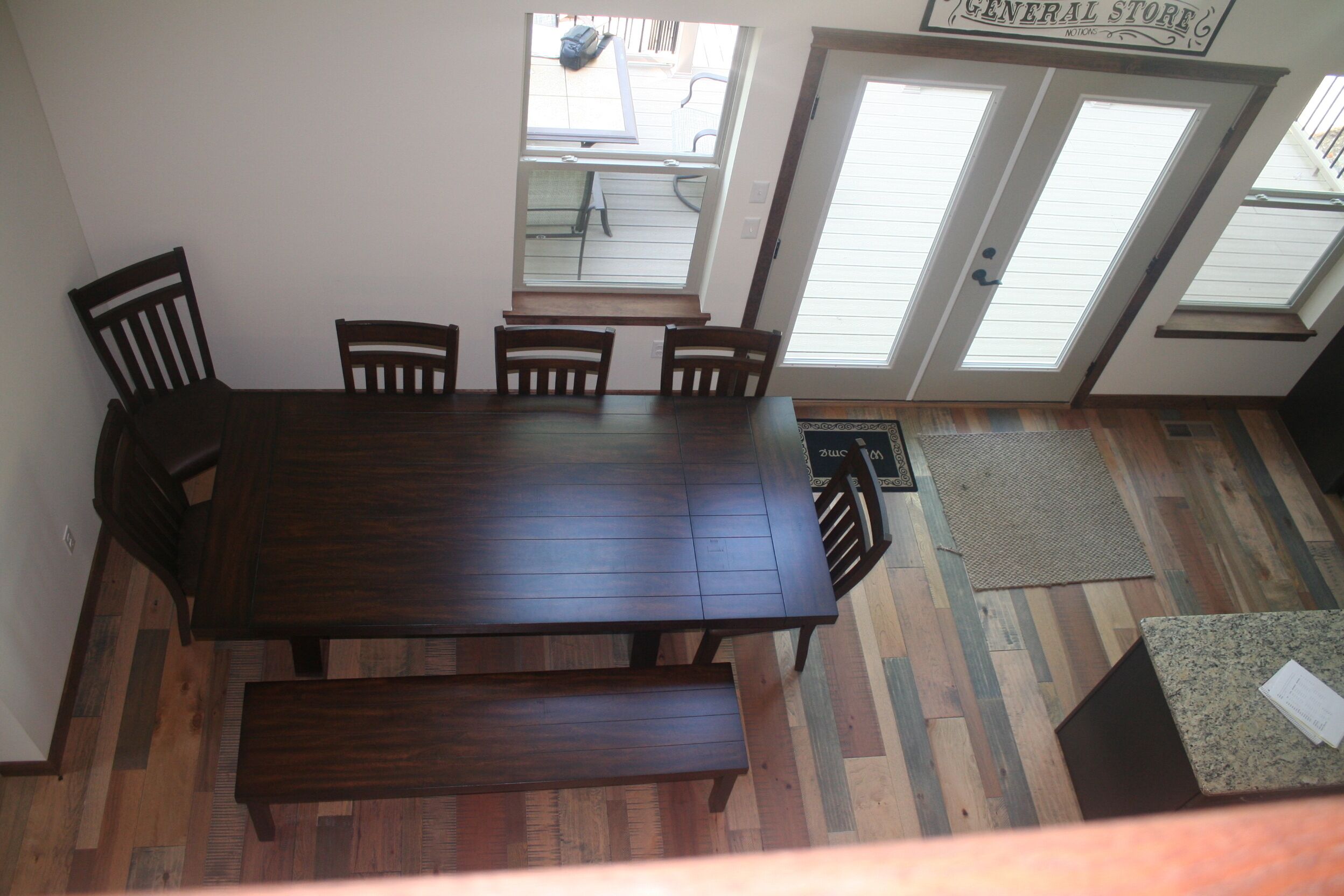  Walk to the Ski-Slope, Pool and Lodge Spectacular 5 Bedroom 3 Bath Contemp 