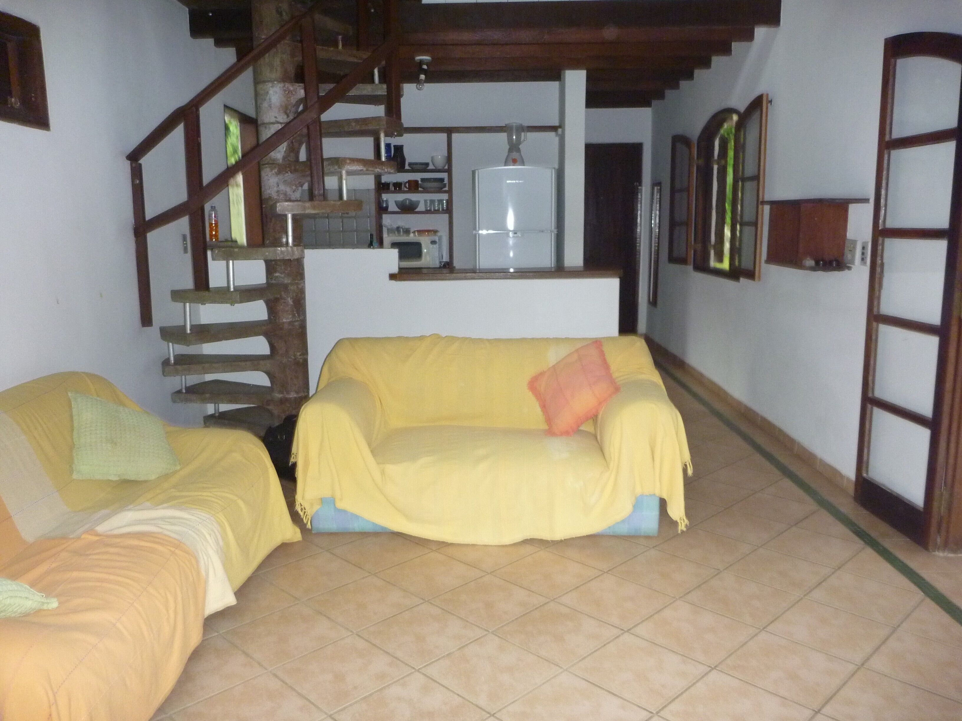 2 bedrooms at home at 100 meters from Maresias beach with barbecue