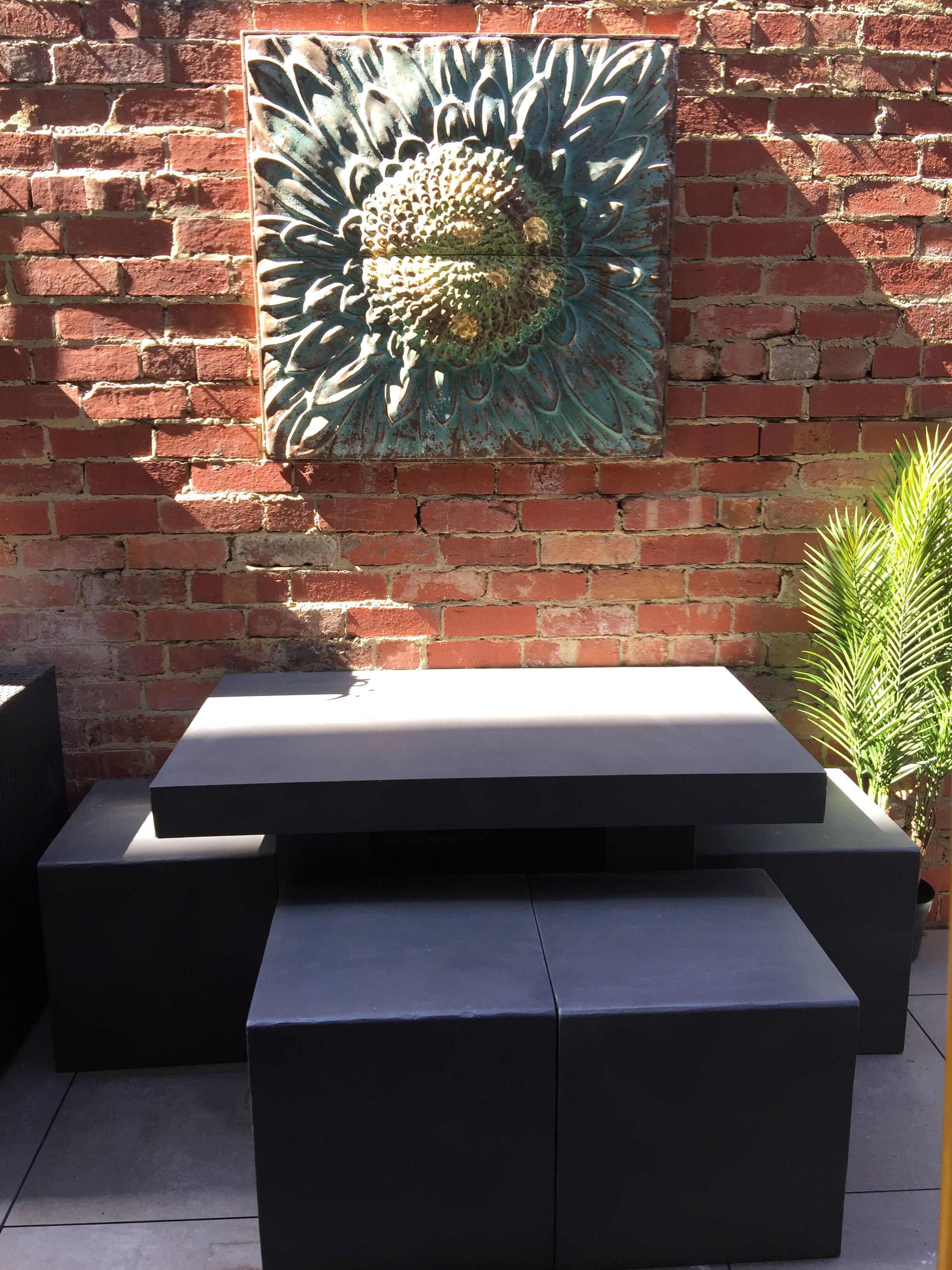 Chic Sth Melbourne Apartment with Huge Private Courtyard — image 2