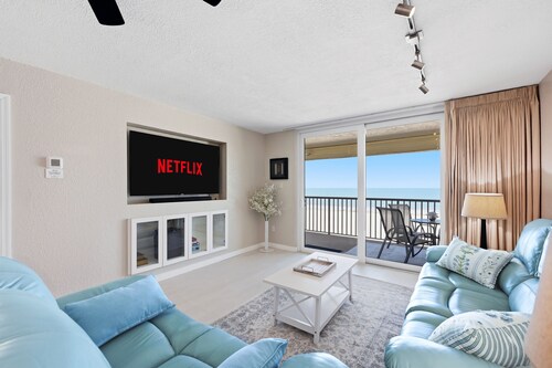 Luxury Gulf Front Condo - Sand Castle III, Indian Shores - Direct Beach Access