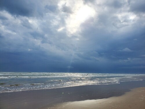 Twin Home #1 /Pool/Near Beach/ Rent 1 or 2 homes