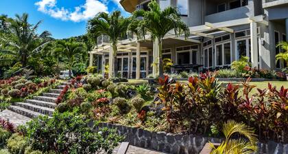 IRO LUXURY RETREAT - Panoramic views with absolute privacy