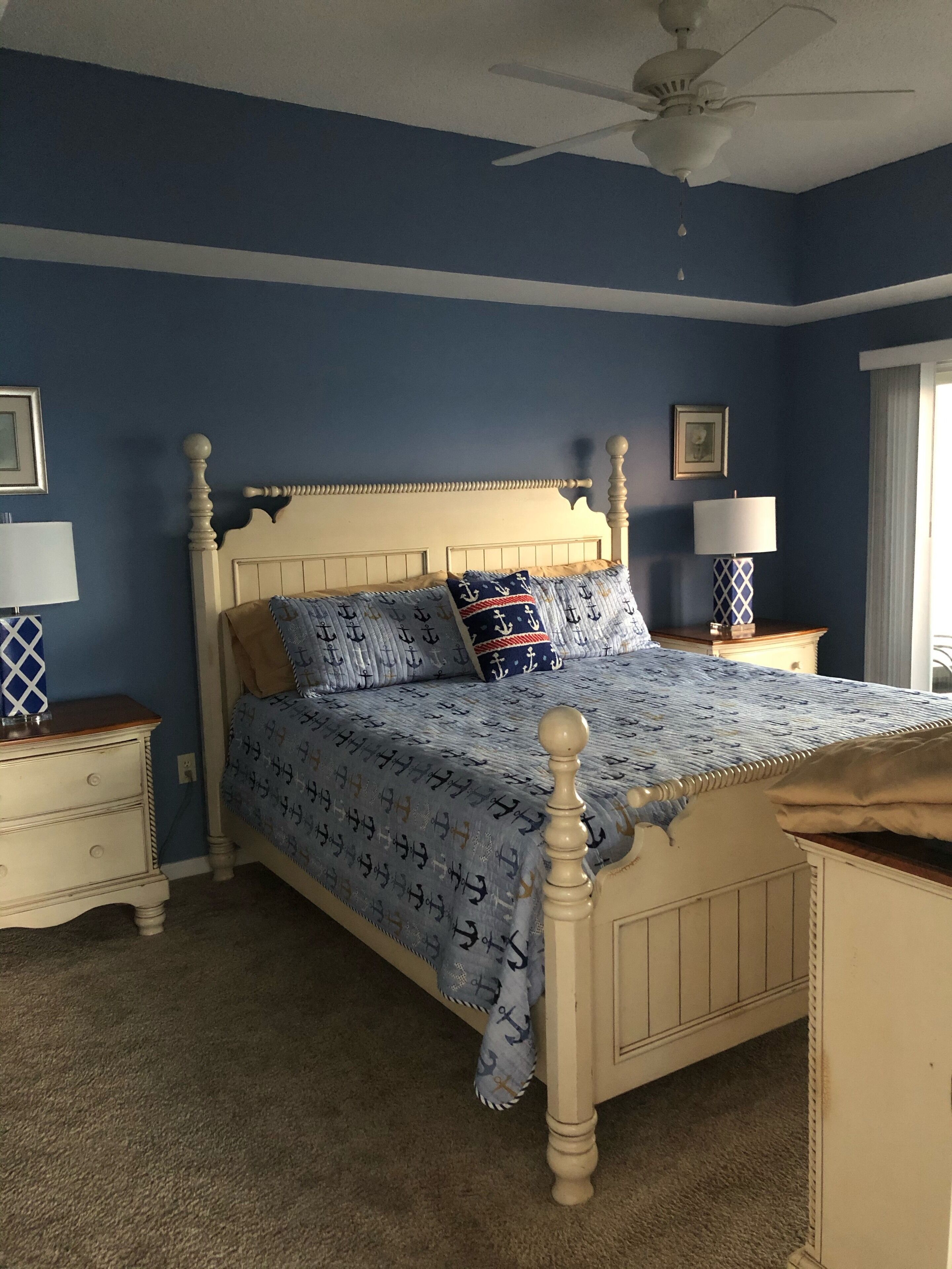 SPECTACULAR CORNER UNIT - Direct Waterfront Condo in Crisfield, Md