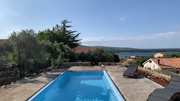 Udendørs pool, opvarmet pool