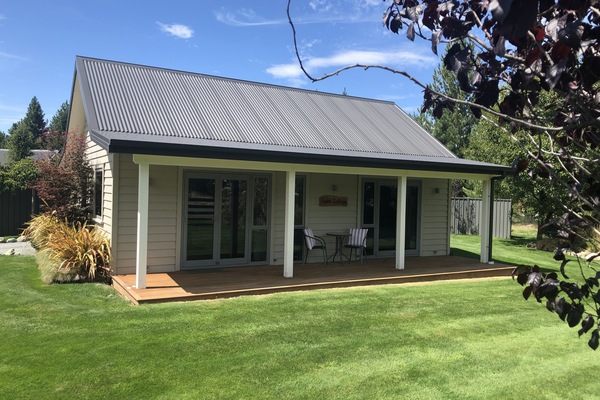 Street view of the cottage
