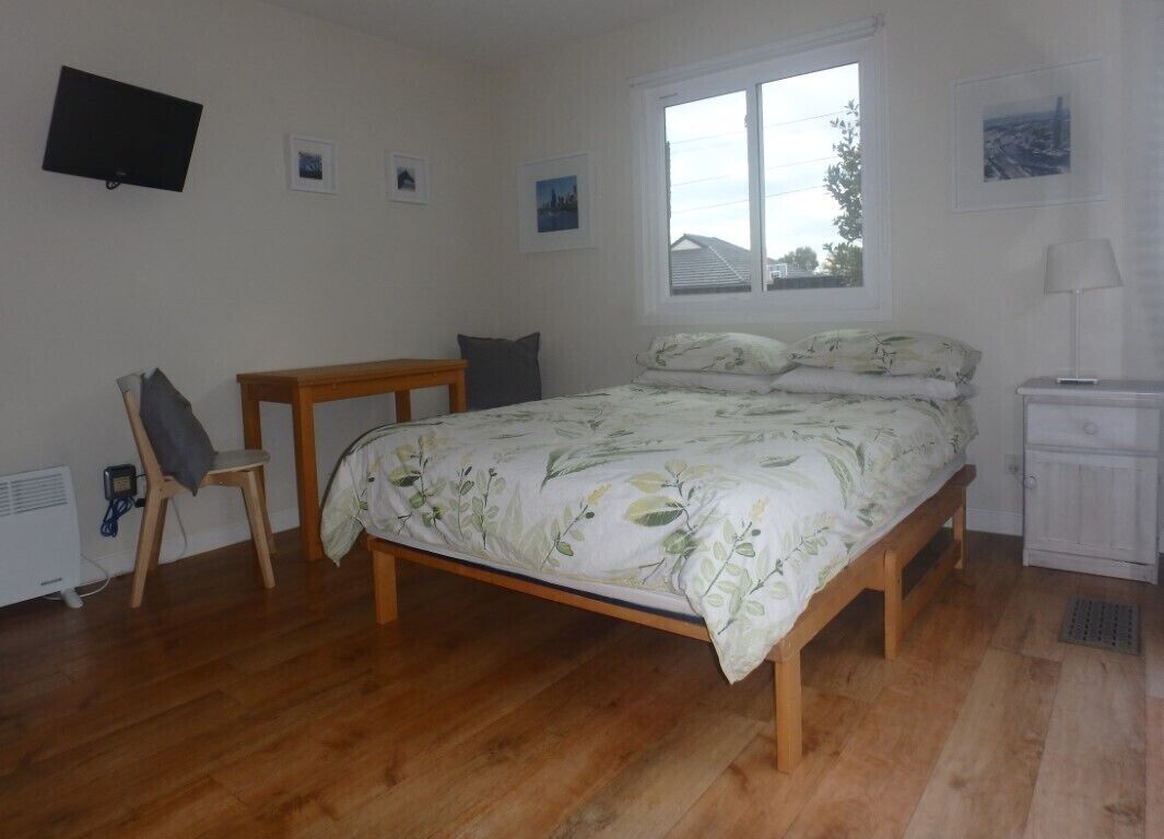 Lorikeet Studio Apartment - 7 night minimum stay — image 5