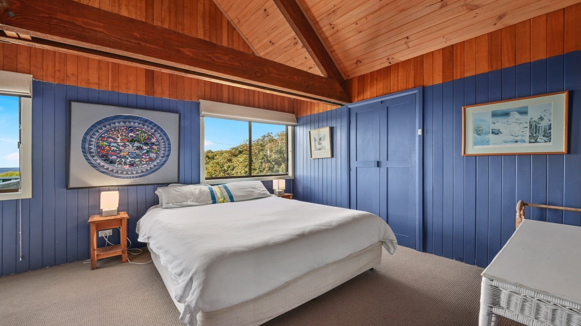 Calling all beach lovers.