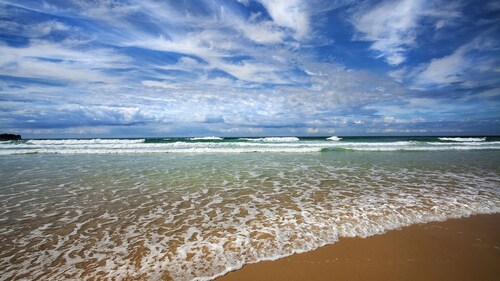 Quality Beach House in Central Sunshine Beach