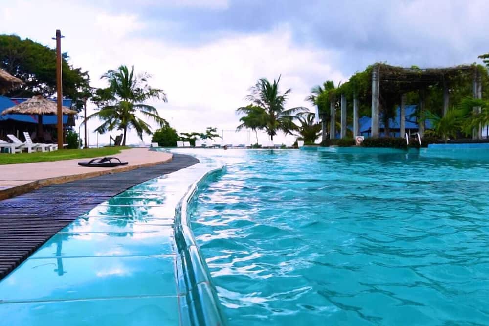 Amaluna Resorts