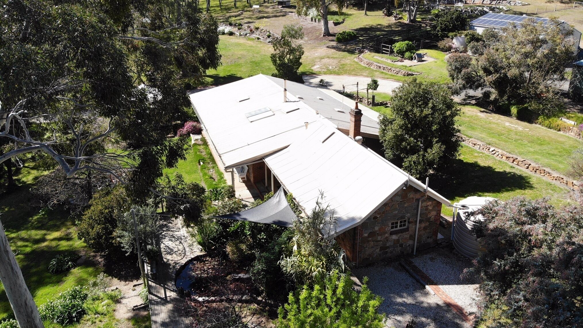 *Barrenjoey Hideaway* — image 18