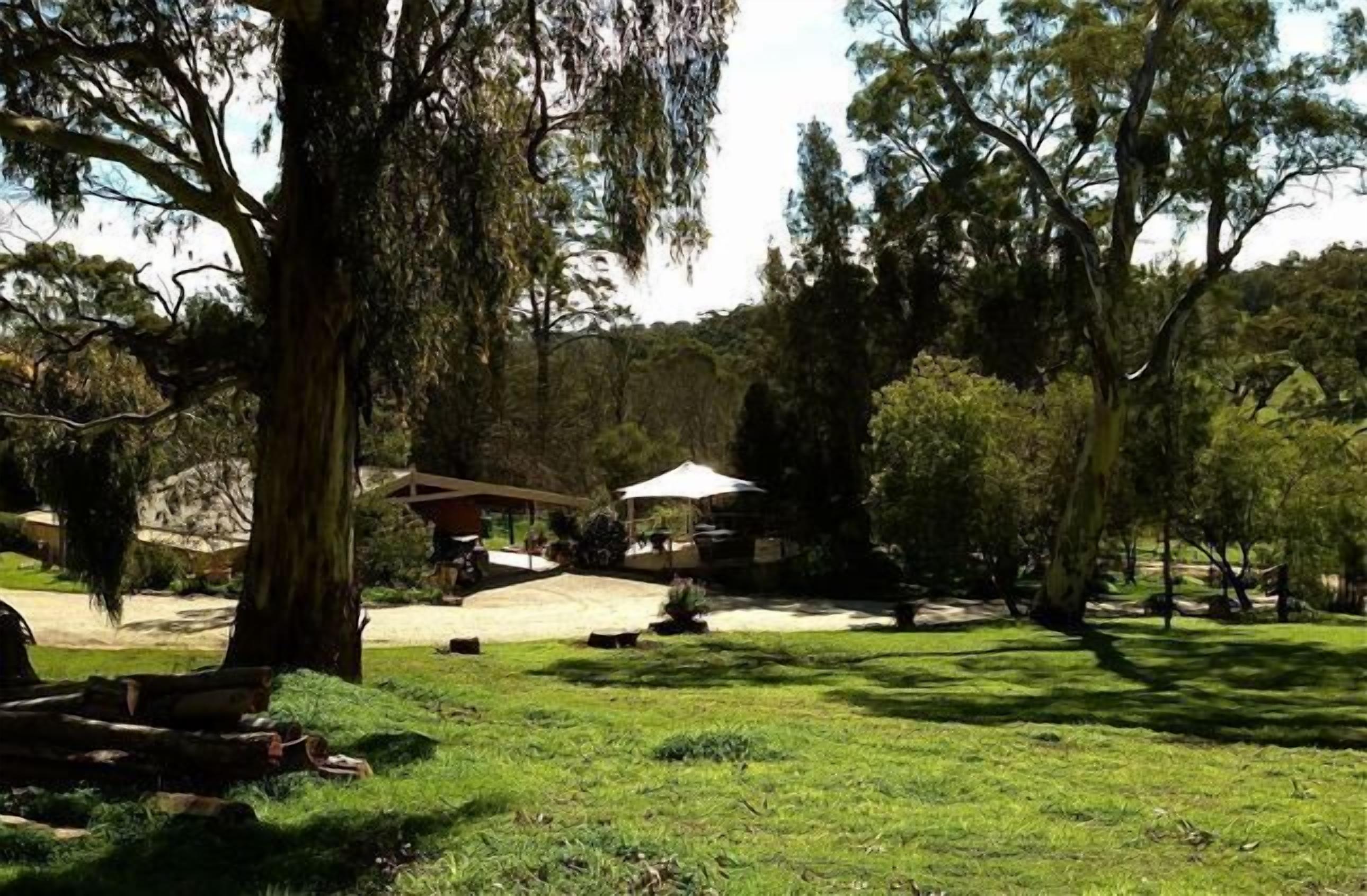 *Barrenjoey Hideaway* — image 25