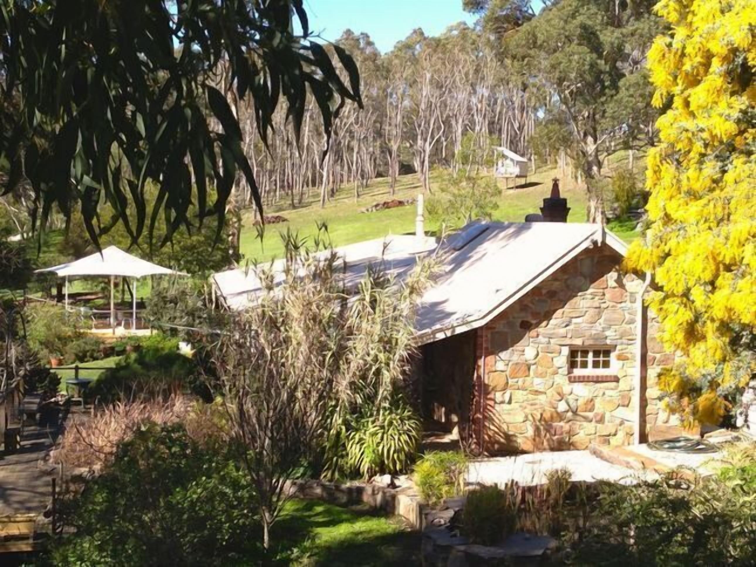 *Barrenjoey Hideaway* — image 17