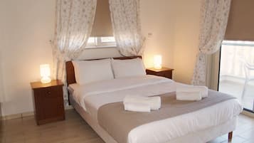 2 chambres, fer et planche Ă repasser, Wi-Fi, draps fournis