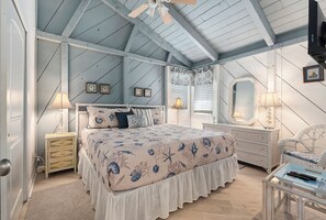 2 bedrooms, desk, iron/ironing board, travel crib