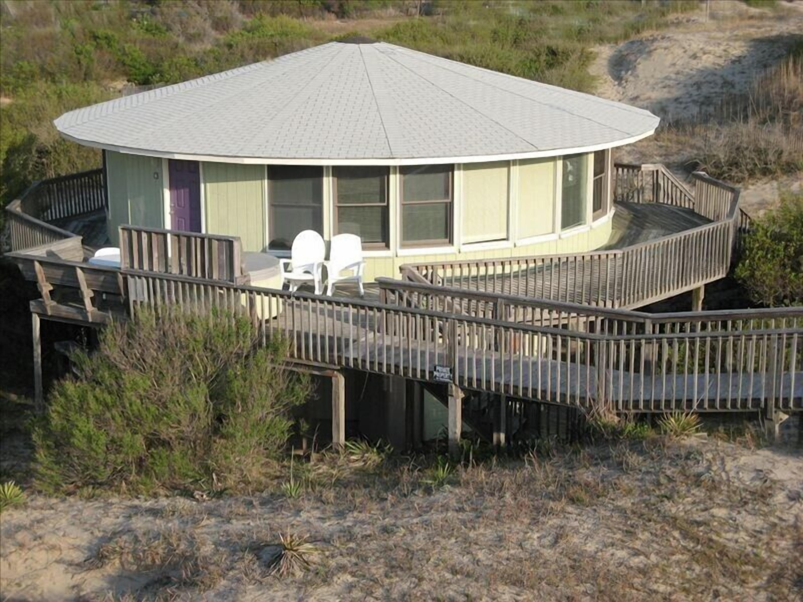 Oceanfront Paradise @ 'Sea Ya Round' - 4WD - View Video - Relax in Carova Beach!