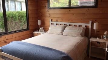 2 makuuhuonetta, silitysrauta/-lauta, ilmainen Wi-Fi