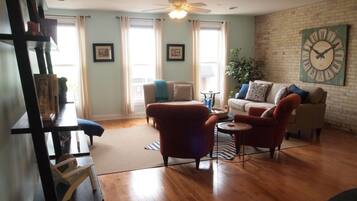 Smart TV, DVD player, books