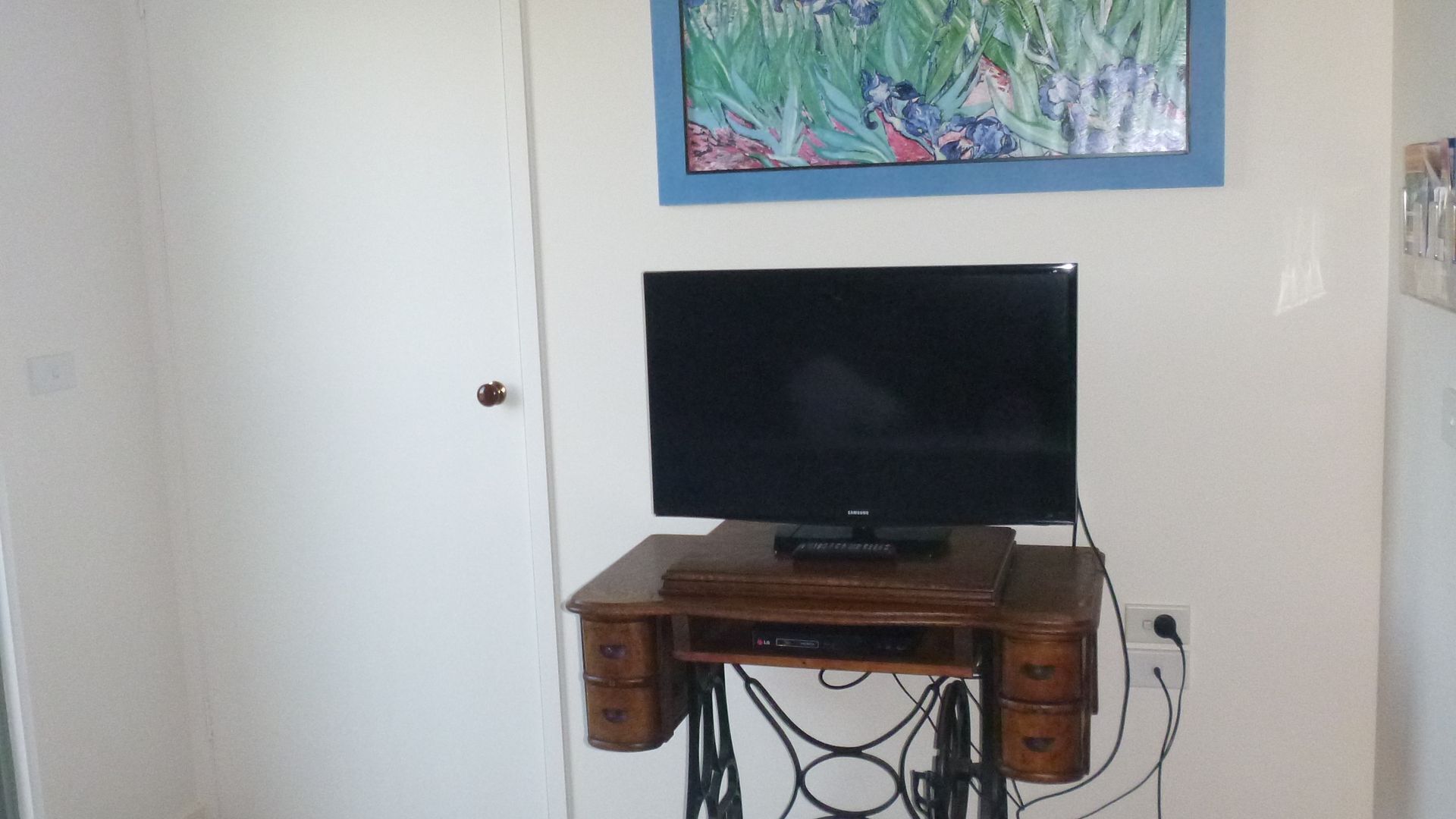 Seahaven - beachfront retreat for two