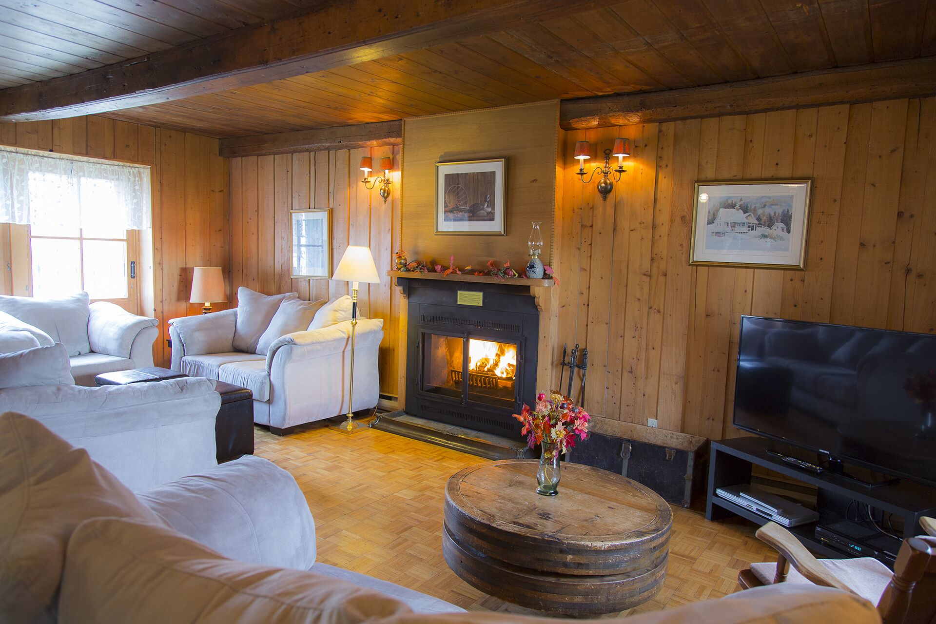 Historical Farmhouse house  Mont-Ste-Anne, Le Massif & 35km to Old Quebec city