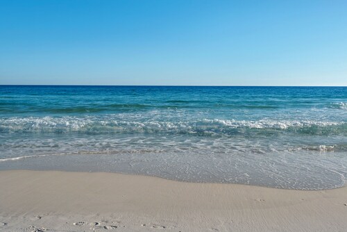 Leap Of Faith-Near Gulf -  Beach Set up - Contactless entry