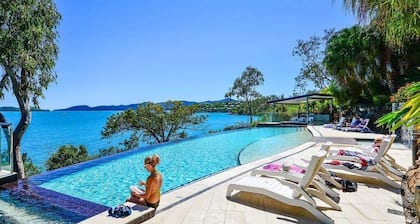 Shorelines 18, Seaview Apartment on Hamilton Island